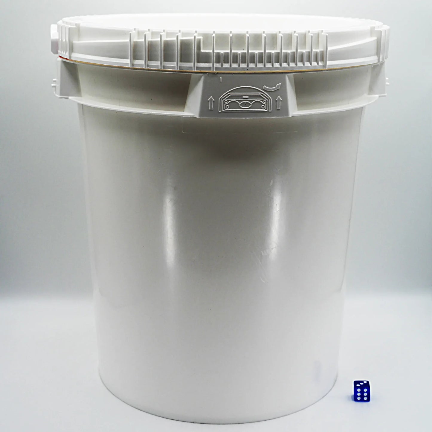 5.0 Gallon Lite Latch (T-Latch) Pail - White